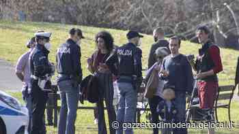 Modena. “No mask” al parco Amendola multati dalle forze dell’ordine - La Gazzetta di Modena