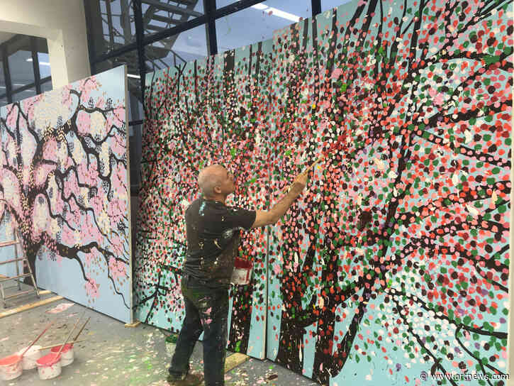 Damien Hirst to Debut 10,000 Works on Paper on ‘Environmentally Friendly’ NFT Platform