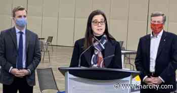 Toronto's Top Doctor Says More Young People Are Going Directly To The ICU With COVID-19 - Narcity Canada