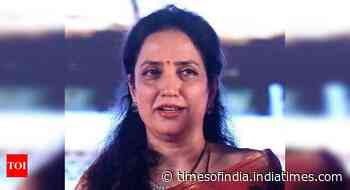 Coronavirus live updates: Uddhav's wife hospitalised for Covid treatment - Times of India