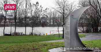 Bischofsheim Bischofsheim: Geodesia-Stele markiert 50. Breitengrad - Echo Online