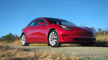 Tesla double-charged some customers for their cars