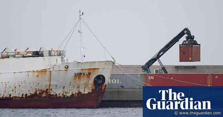 How nearly 3,000 cattle came to be stranded at sea for three months