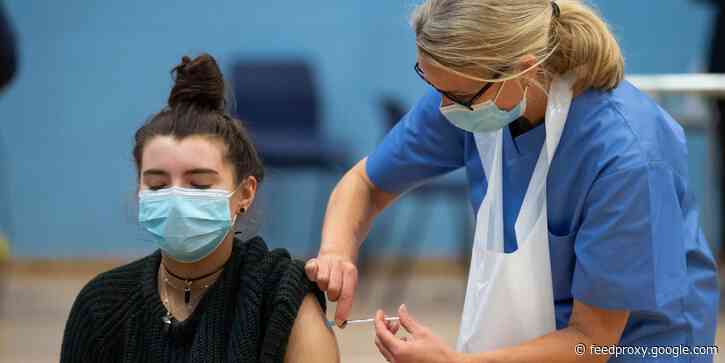 The COVID-19 vaccine side effects you can expect based on your age, sex, and dose