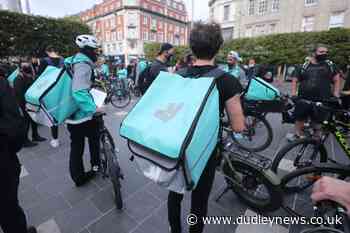 Deliveroo shares close down 26 on first day of trading - Dudley News
