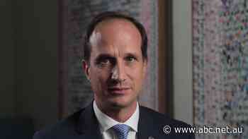 De Ferrari resigns, ANZ deputy to take AMP's top job