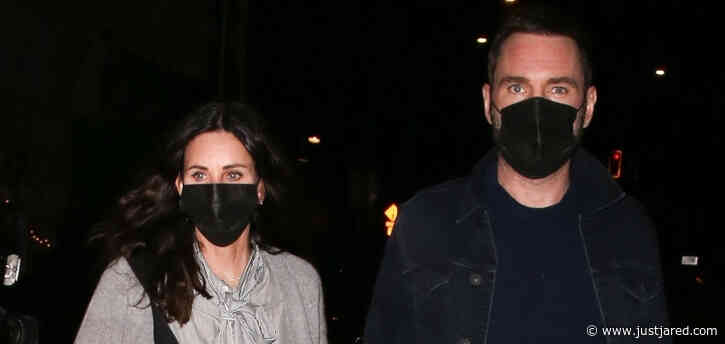 Courteney Cox Holds on Close to Fiance Johnny McDaid on Date Night
