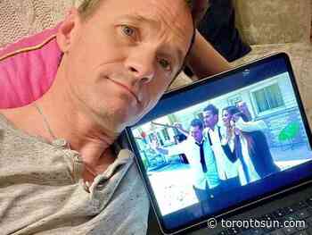 Neil Patrick Harris's quarantine in Toronto: Schitt's Creek, yoga and VR - Toronto Sun