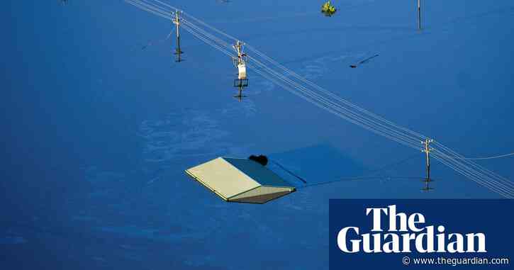 Fire and flood: 'Whole areas of Australia will be uninsurable'