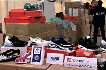 Honderden namaakspullen en meer dan 25.000 euro in beslag genomen in Hoboken - Gazet van Antwerpen