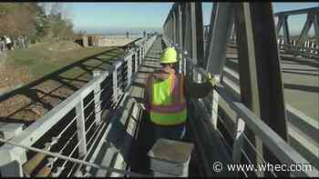 Some drivers pushing for Irondequoit Bay Outlet Bridge to stay open year-round