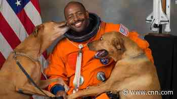 What it's like to attend 'Space Club' with astronauts and planetary explorers