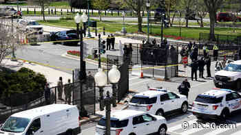 Sources: Police fatally shoot suspect after car rams US Capitol barricade; 2 officers injured | LIVE COVERAGE