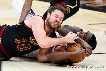 Return of Love, Dellavedova Gives Cavs Hope for Playoff Push