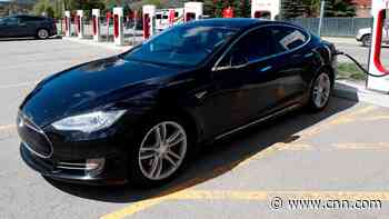 Tesla temporarily halts production of its Model S and Model X