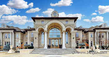 Mansion made famous by the Markham casino raid on sale for $10 million - blogTO