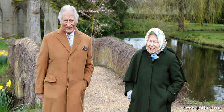 Queen Elizabeth Spends Time With Prince Charles In New Royal Portraits