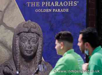 Pharaohs’ Golden Parade: Egyptian mummies parade through Cairo