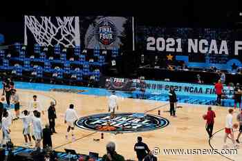 The Latest: 1st NCAA Semifinal Game Under Way in Indy