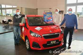 Verlosung des Autos Peugeot 108 aus dem Weihnachtsgewinnspiel 2020 des GVV Daun - Eifel Zeitung