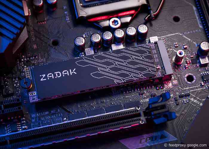 ZADAK TWSG3 M.2 NVMe SSD with graphene heatsink