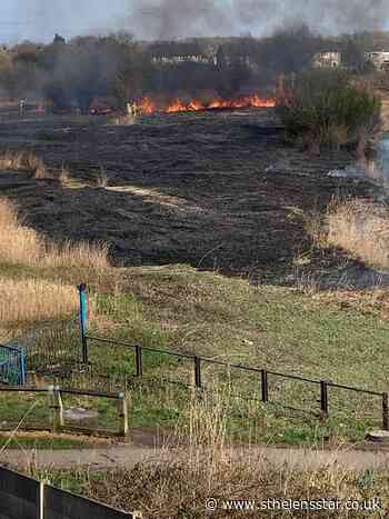 Firefighters fight grassland blaze - St Helens Star