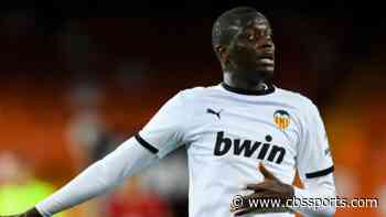 Valencia walk off field vs. Cadiz after alleged racist abuse toward defender