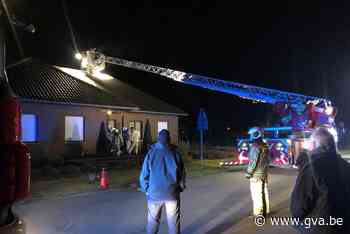 Hoge vlammen bij schouwbrand - Gazet van Antwerpen
