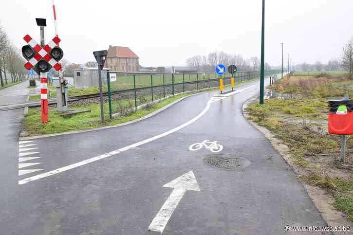 Spoorwegoverwegen Kapellestraat en Arisdonk afgesloten voor werken