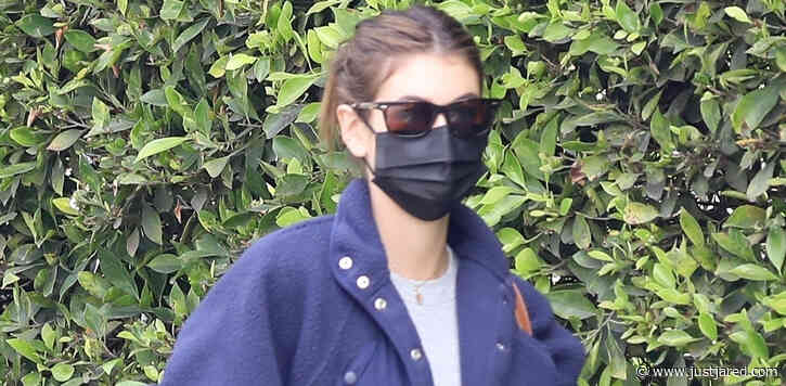 Kaia Gerber Kicks Off Her Day with a Pilates Class