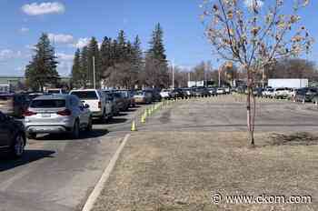 Demand forces SHA to close Saskatoon drive-through vaccination site early - CKOM News Talk Sports