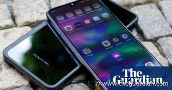 LG to pull out of mobile phone market
