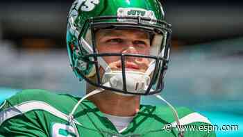 Jets GM: Draft pick, money guided Darnold move