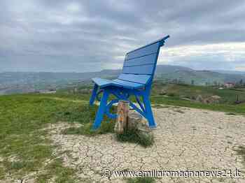 Provincia di Modena: Prignano, vandali danneggiano la "panchina gigante" - Emilia Romagna News 24