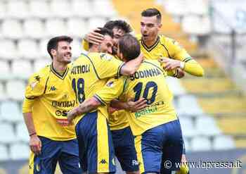 Il Modena batte l'Arezzo e sperare è ancora possibile - La Pressa