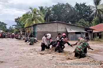 Indonesian rescuers dig for people buried in landslide - St Helens Star