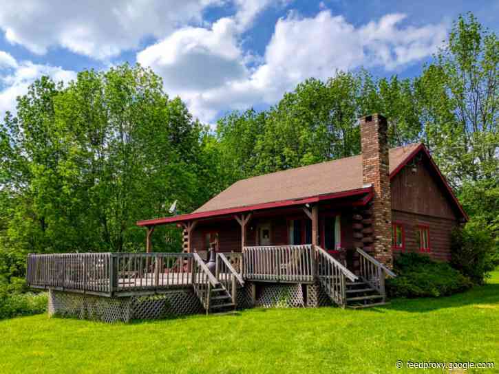 13 Airbnb cabins in the Catskills you can book throughout the rest of the year, all for under $200 a night