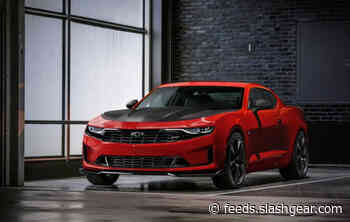 Chevy drops Camaro 1LE package for V6 and turbo-four for 2022 models