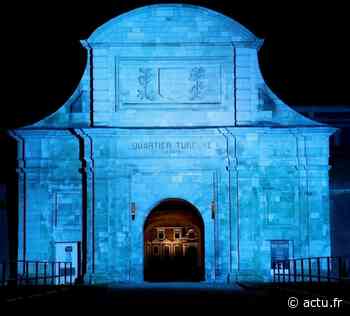 A Arras, la porte de la Citadelle s'éclaire en bleu pour soutenir les personnes atteintes d'autisme - actu.fr