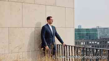 Finsbury Glover Hering: Alexander Geiser schmiedet den mächtigsten Spindoktor der Welt