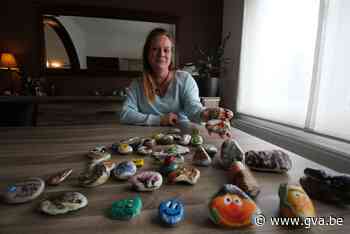 Nicole Ertmer beschildert stenen: “Ze maken vinders 'keiblij'” - Gazet van Antwerpen