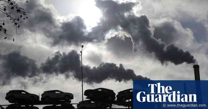 Carbon dioxide levels in atmosphere reach record high