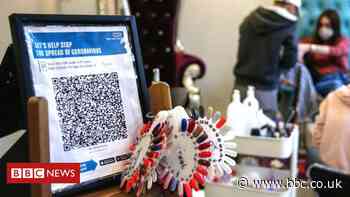 NHS Covid-19 contact tracing app to share QR code venue check-ins
