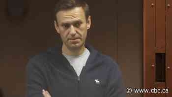 Jailed Putin critic Alexei Navalny has spinal hernias, losing sensation in hands, lawyer says