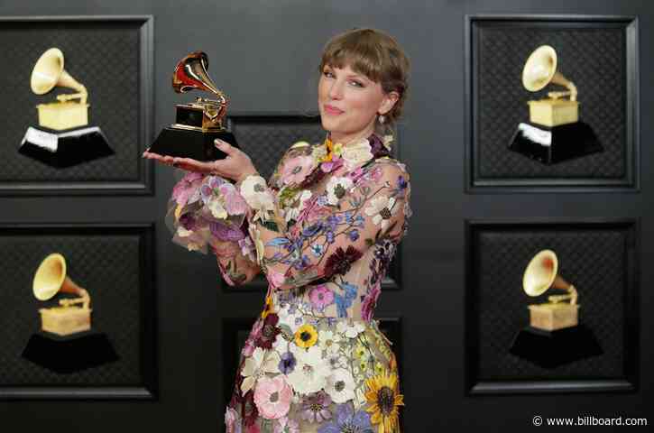What Is a Grammy Win Worth? Some Earn 6-Figure Bonuses