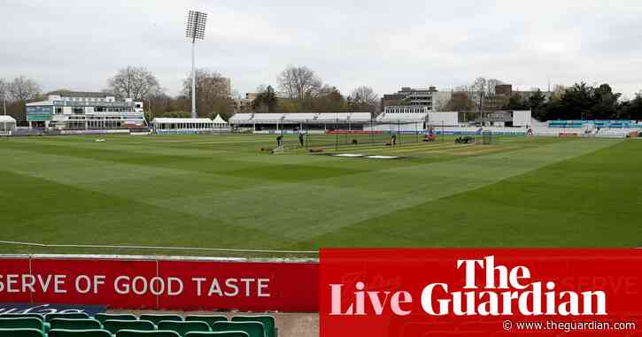 Essex v Worcestershire, Middlesex v Somerset: County Championship – live!