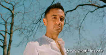 Vijay Iyer’s New Trio Is a Natural Fit. Its Album Is ‘Uneasy.’