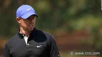 Rory McIlroy hits father with ball in sloppy first round of Masters