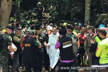 Divers rescue Thai Buddhist monk trapped in flooded cave - Barrhead News