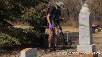 Archeology team scans Saskatoon cemetery for lost graves